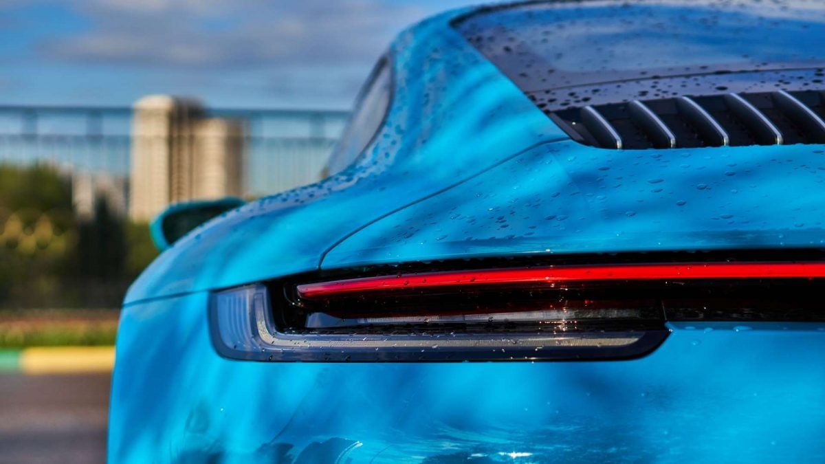 back of blue porsche